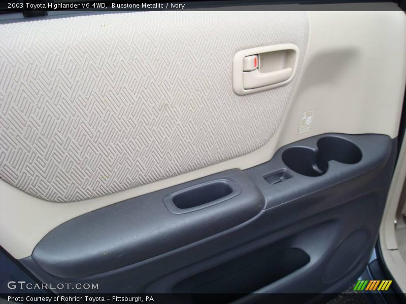 Bluestone Metallic / Ivory 2003 Toyota Highlander V6 4WD