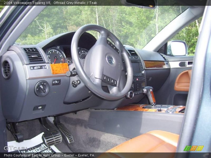 Offroad Grey Metallic / Teak 2004 Volkswagen Touareg V8