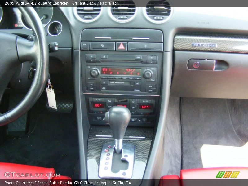 Brilliant Black / Red/Black 2005 Audi S4 4.2 quattro Cabriolet