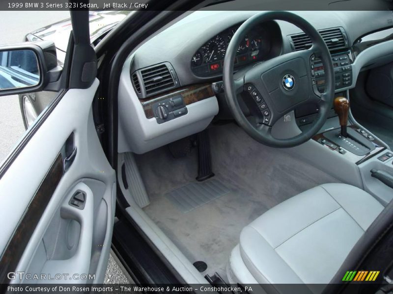Jet Black / Grey 1999 BMW 3 Series 323i Sedan