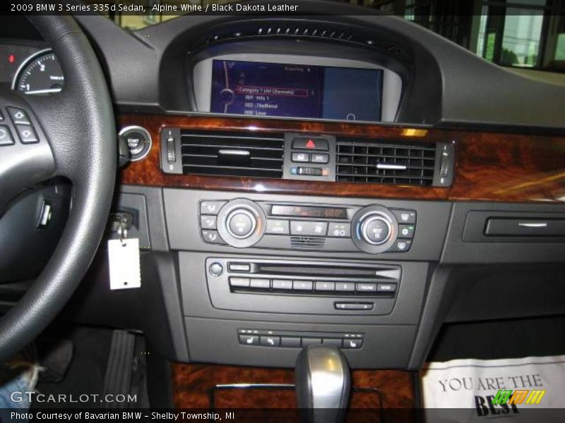 Alpine White / Black Dakota Leather 2009 BMW 3 Series 335d Sedan