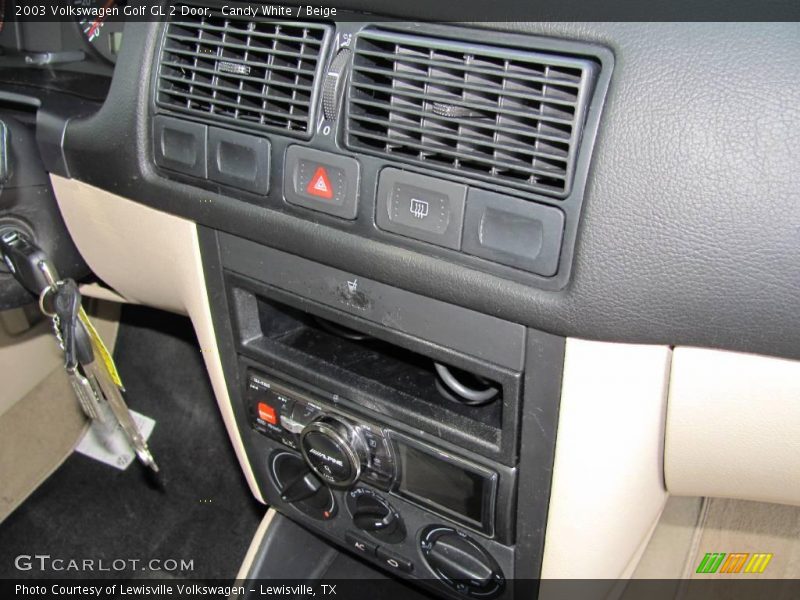 Candy White / Beige 2003 Volkswagen Golf GL 2 Door