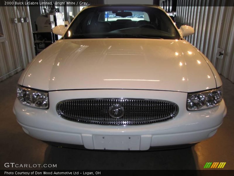 Bright White / Gray 2000 Buick LeSabre Limited