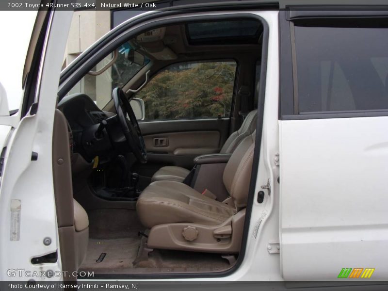 Natural White / Oak 2002 Toyota 4Runner SR5 4x4