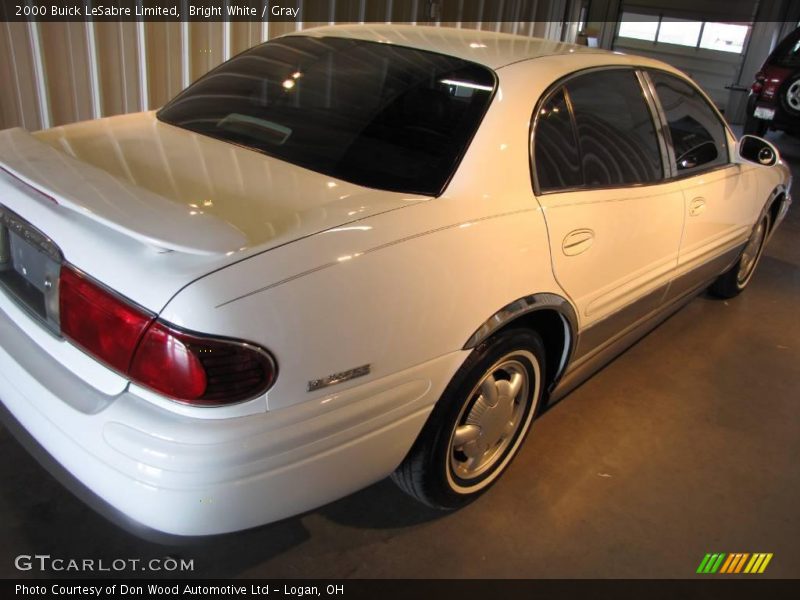 Bright White / Gray 2000 Buick LeSabre Limited