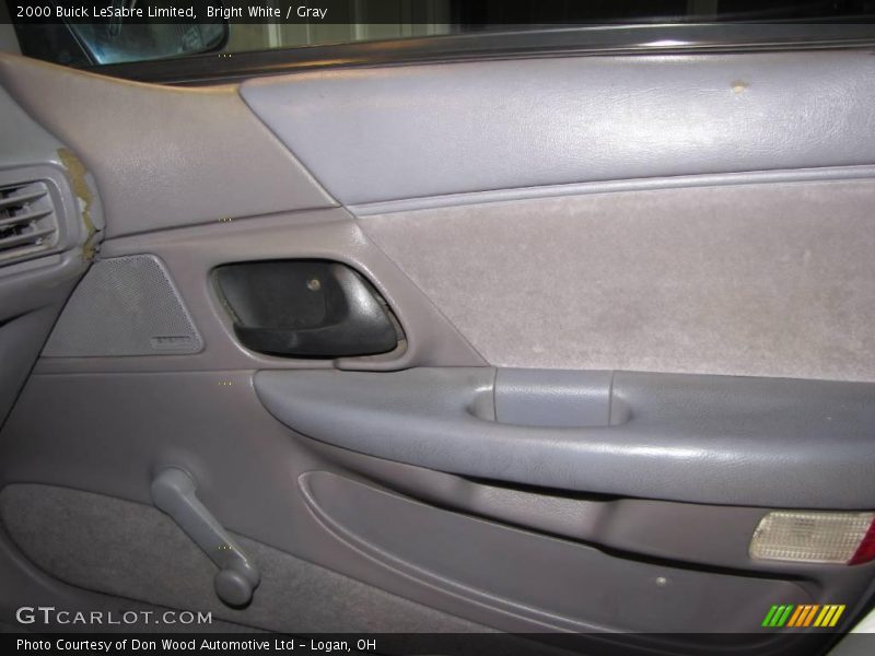 Bright White / Gray 2000 Buick LeSabre Limited
