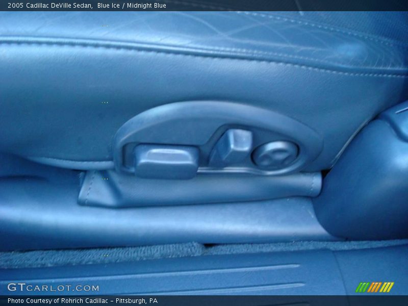 Blue Ice / Midnight Blue 2005 Cadillac DeVille Sedan