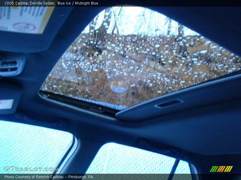 Blue Ice / Midnight Blue 2005 Cadillac DeVille Sedan