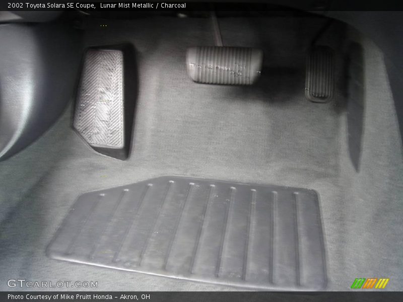 Lunar Mist Metallic / Charcoal 2002 Toyota Solara SE Coupe