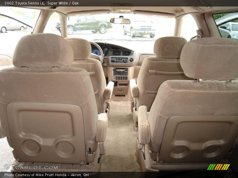 Super White / Oak 2002 Toyota Sienna LE