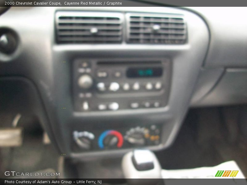 Cayenne Red Metallic / Graphite 2000 Chevrolet Cavalier Coupe