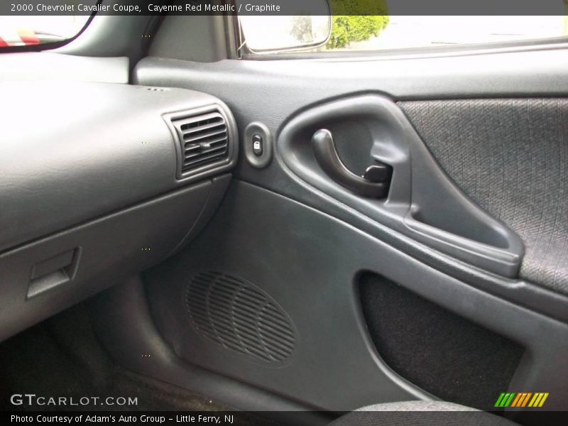 Cayenne Red Metallic / Graphite 2000 Chevrolet Cavalier Coupe
