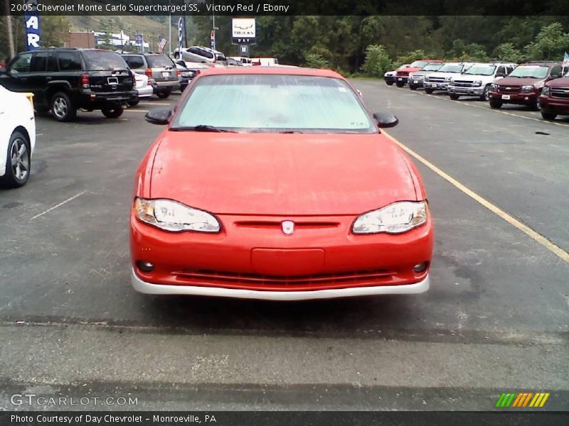 Victory Red / Ebony 2005 Chevrolet Monte Carlo Supercharged SS
