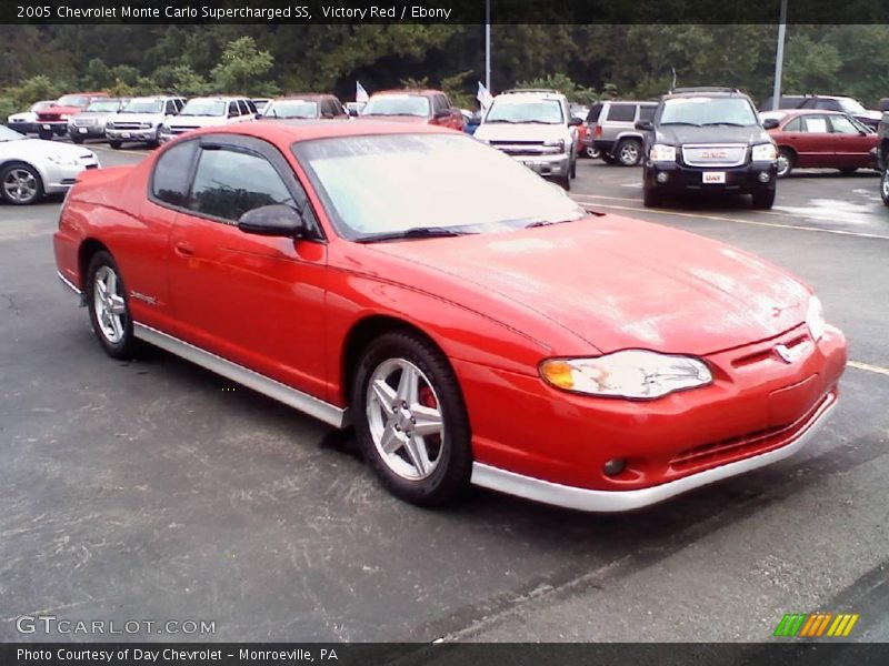 Victory Red / Ebony 2005 Chevrolet Monte Carlo Supercharged SS