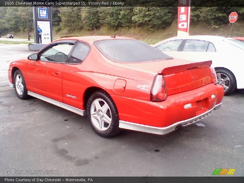 Victory Red / Ebony 2005 Chevrolet Monte Carlo Supercharged SS