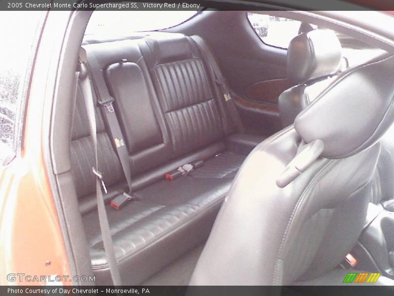 Victory Red / Ebony 2005 Chevrolet Monte Carlo Supercharged SS
