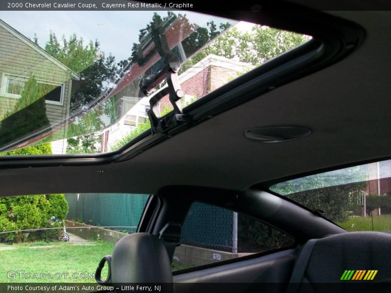Cayenne Red Metallic / Graphite 2000 Chevrolet Cavalier Coupe
