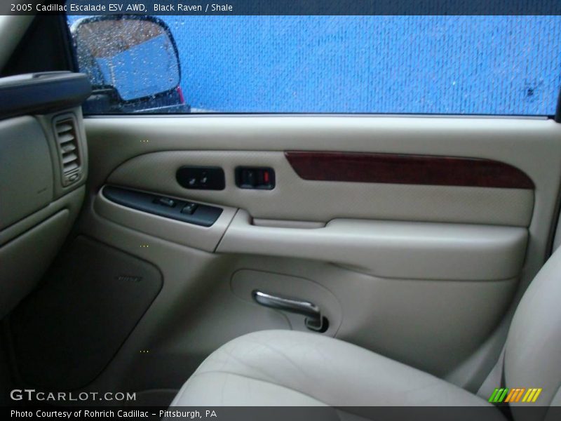 Black Raven / Shale 2005 Cadillac Escalade ESV AWD