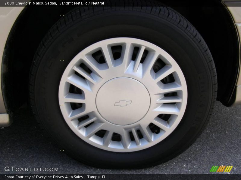 Sandrift Metallic / Neutral 2000 Chevrolet Malibu Sedan