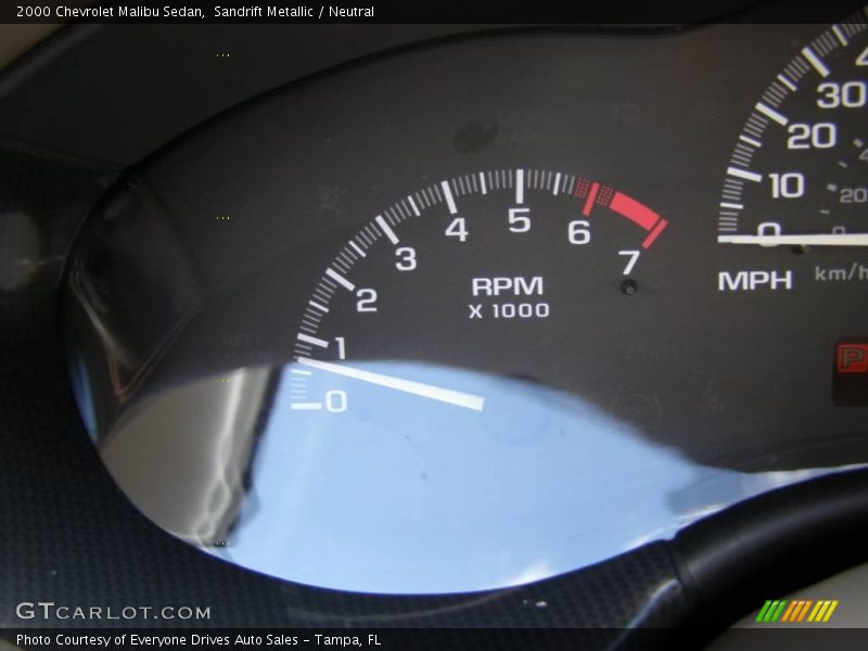 Sandrift Metallic / Neutral 2000 Chevrolet Malibu Sedan