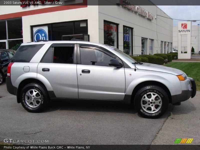 Silver / Gray 2003 Saturn VUE V6 AWD