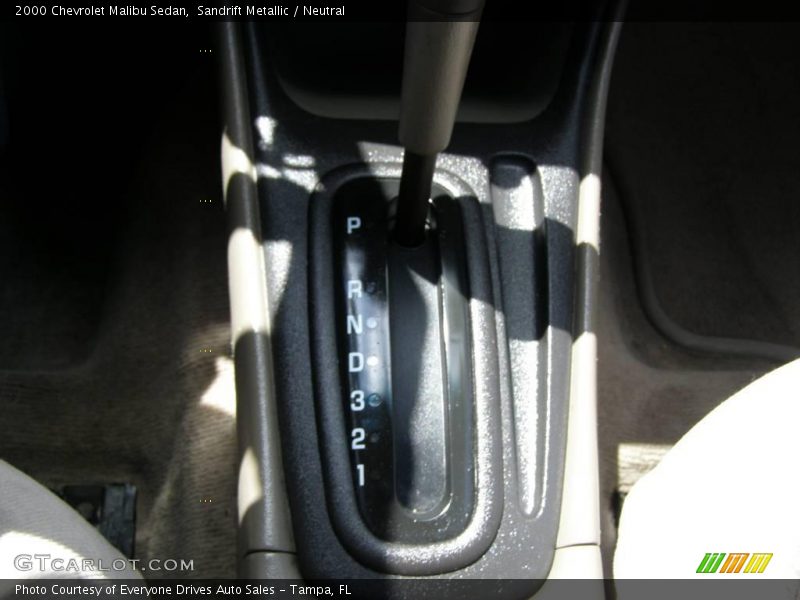Sandrift Metallic / Neutral 2000 Chevrolet Malibu Sedan