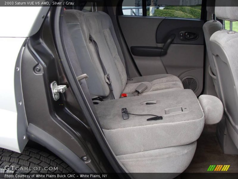 Silver / Gray 2003 Saturn VUE V6 AWD