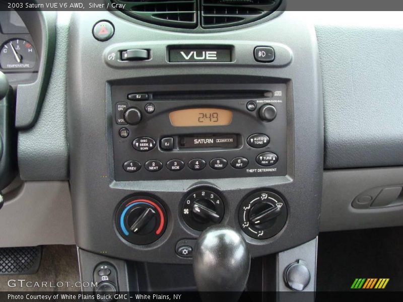 Silver / Gray 2003 Saturn VUE V6 AWD