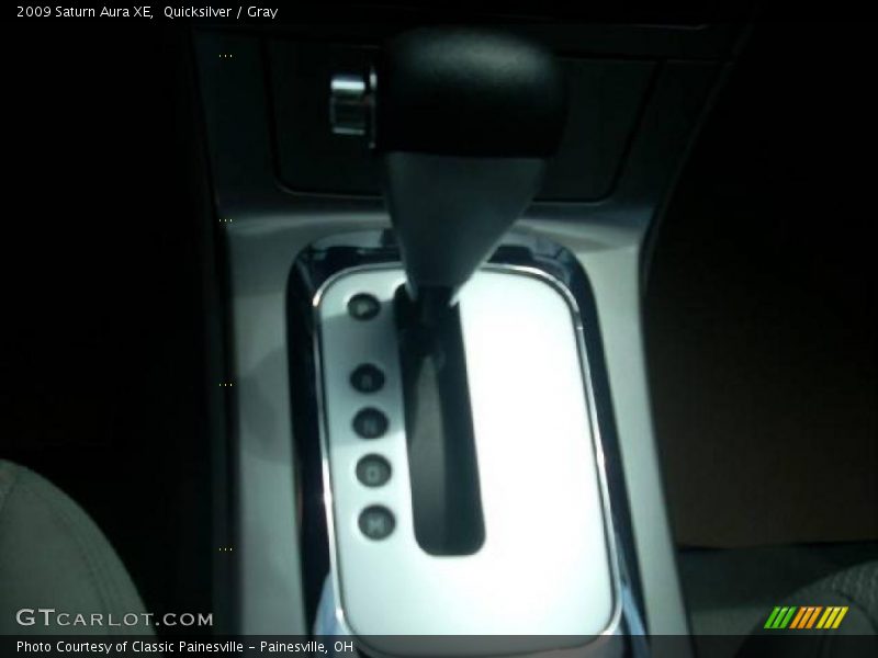 Quicksilver / Gray 2009 Saturn Aura XE