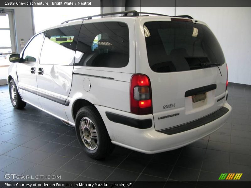 Bright White / Neutral 1999 Chevrolet Venture