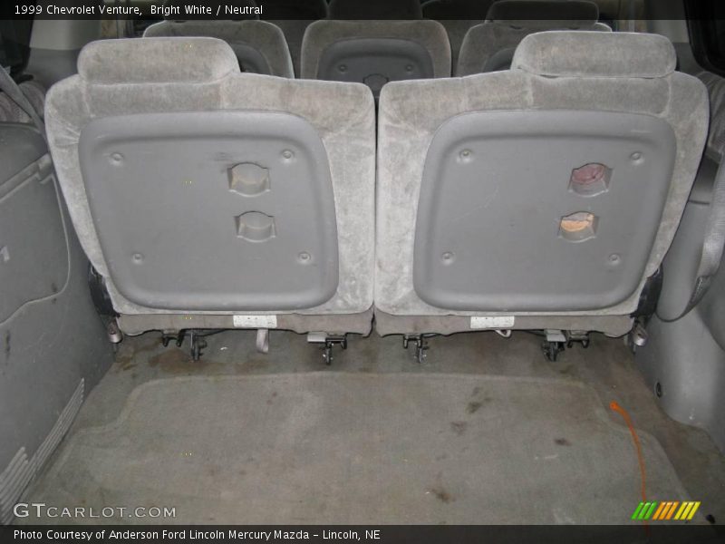 Bright White / Neutral 1999 Chevrolet Venture