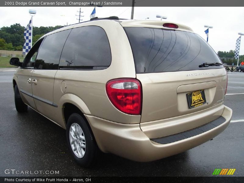 Champagne Pearl / Sandstone 2001 Dodge Grand Caravan Sport