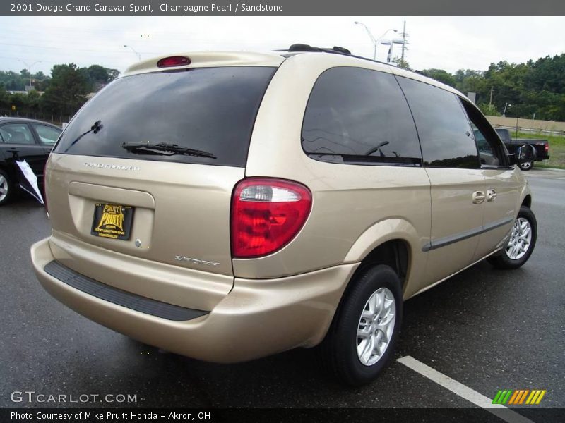 Champagne Pearl / Sandstone 2001 Dodge Grand Caravan Sport