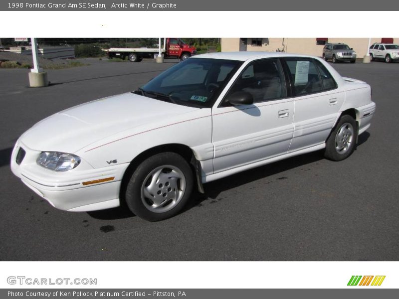 Arctic White / Graphite 1998 Pontiac Grand Am SE Sedan