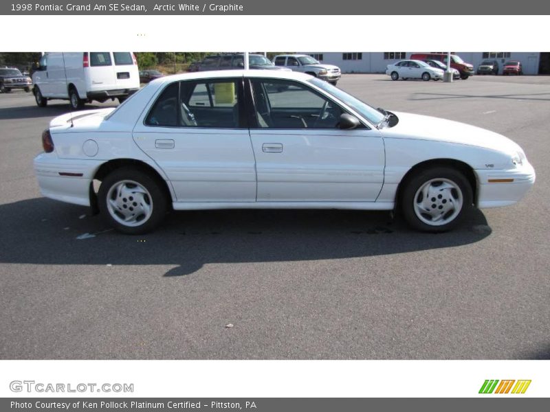 Arctic White / Graphite 1998 Pontiac Grand Am SE Sedan