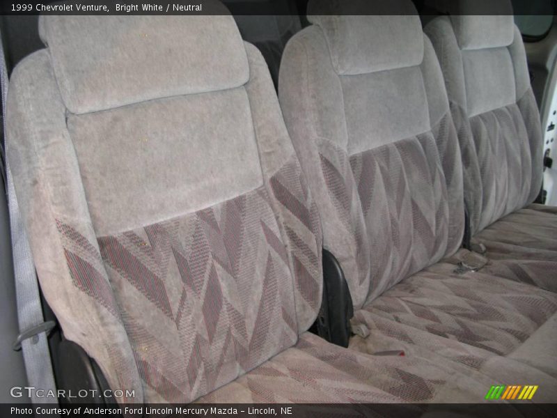 Bright White / Neutral 1999 Chevrolet Venture