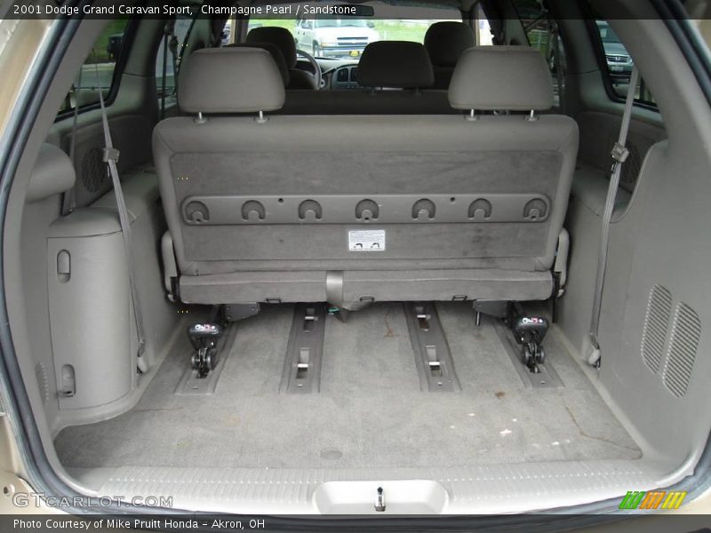 Champagne Pearl / Sandstone 2001 Dodge Grand Caravan Sport