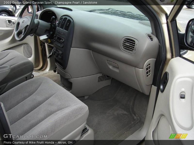 Champagne Pearl / Sandstone 2001 Dodge Grand Caravan Sport