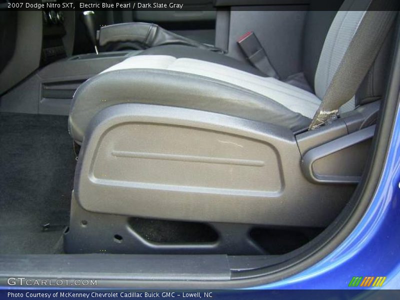 Electric Blue Pearl / Dark Slate Gray 2007 Dodge Nitro SXT
