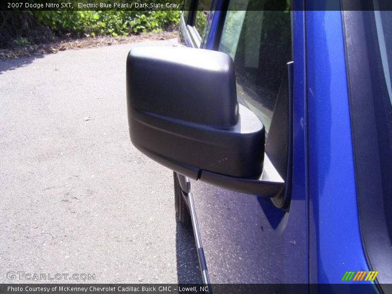 Electric Blue Pearl / Dark Slate Gray 2007 Dodge Nitro SXT