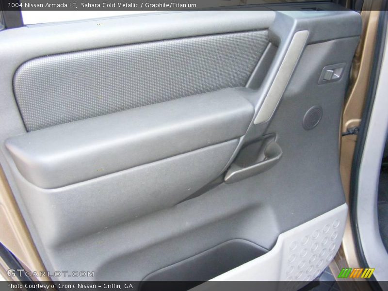 Sahara Gold Metallic / Graphite/Titanium 2004 Nissan Armada LE