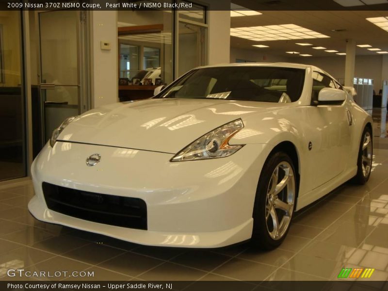 Pearl White / NISMO Black/Red 2009 Nissan 370Z NISMO Coupe