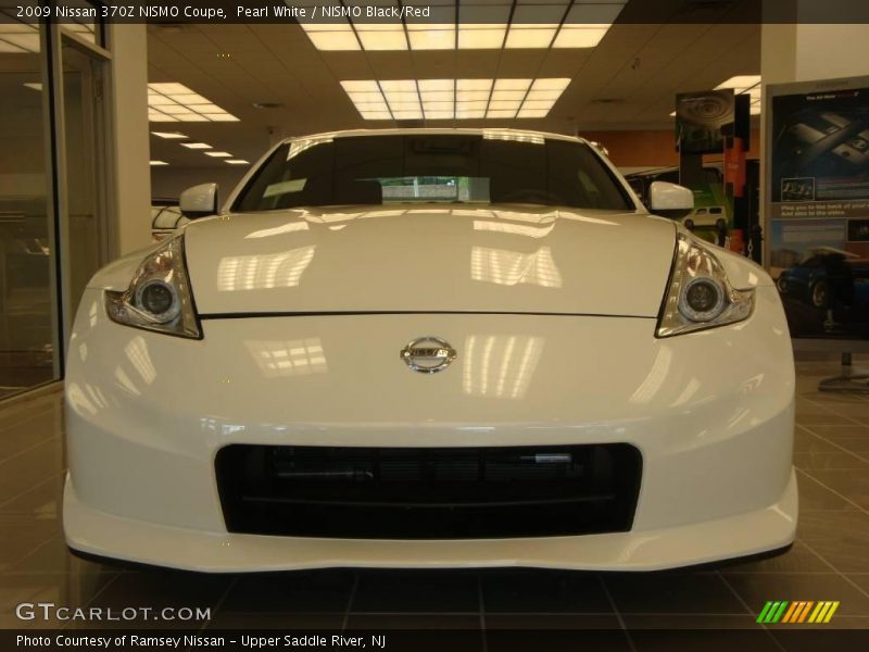 Pearl White / NISMO Black/Red 2009 Nissan 370Z NISMO Coupe