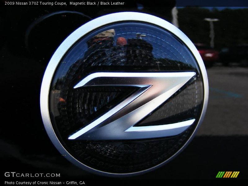 Magnetic Black / Black Leather 2009 Nissan 370Z Touring Coupe