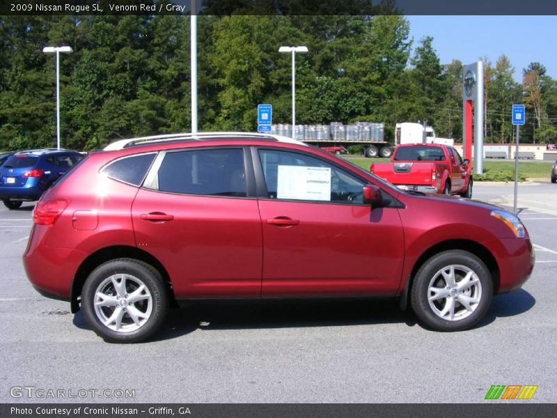 Venom Red / Gray 2009 Nissan Rogue SL