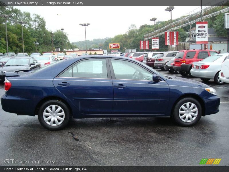 Indigo Ink Pearl / Gray 2005 Toyota Camry LE