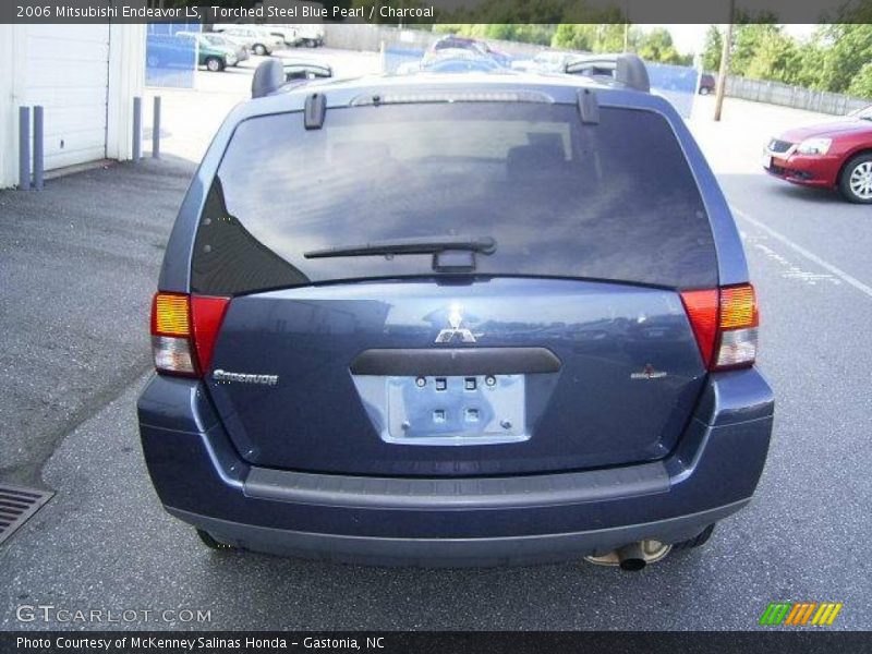 Torched Steel Blue Pearl / Charcoal 2006 Mitsubishi Endeavor LS
