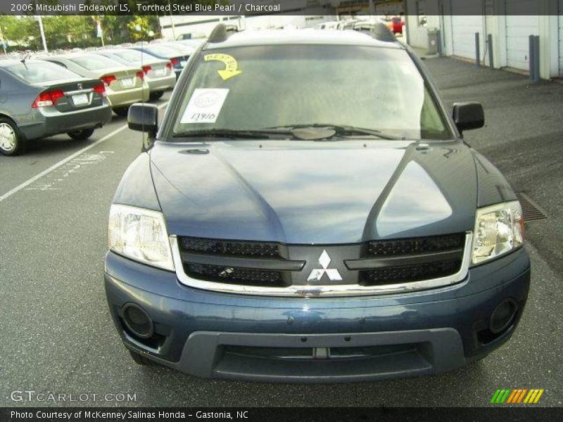 Torched Steel Blue Pearl / Charcoal 2006 Mitsubishi Endeavor LS