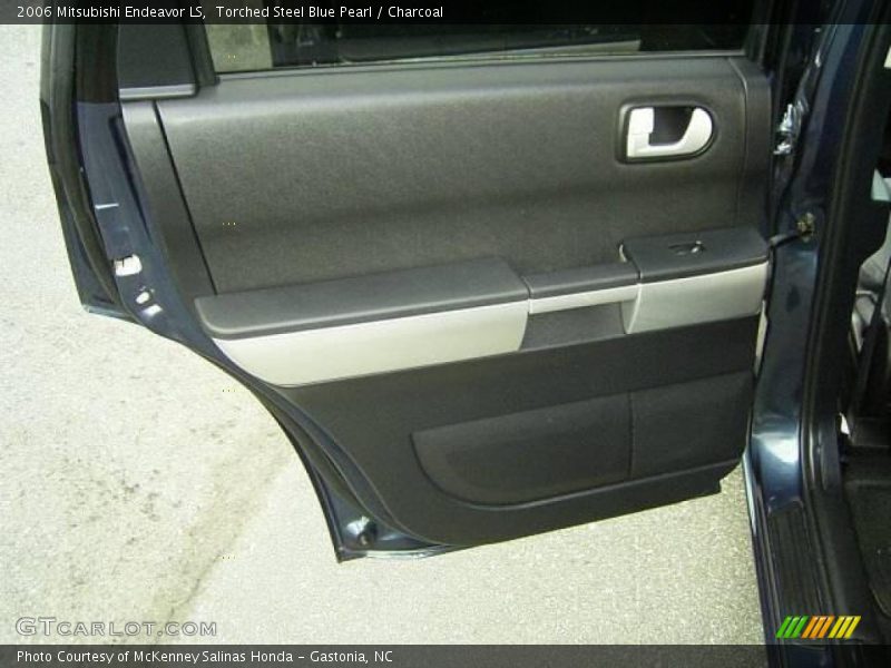 Torched Steel Blue Pearl / Charcoal 2006 Mitsubishi Endeavor LS