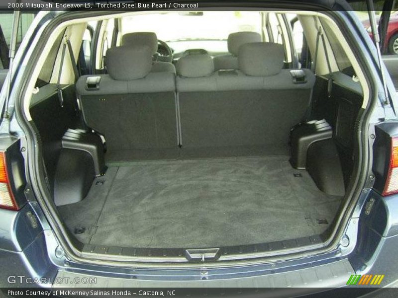 Torched Steel Blue Pearl / Charcoal 2006 Mitsubishi Endeavor LS